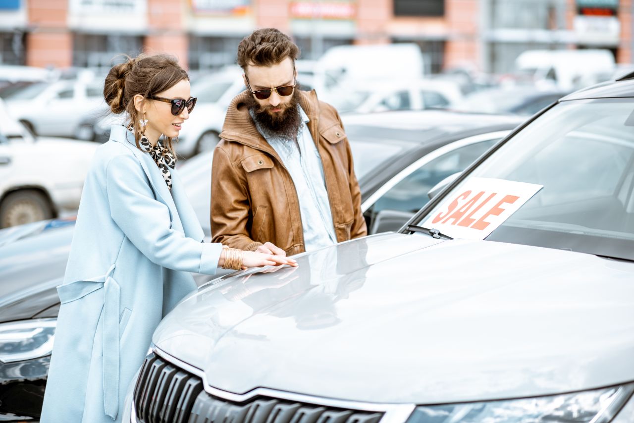 Jak korzystnie sprzedać szybko auto na rynku?